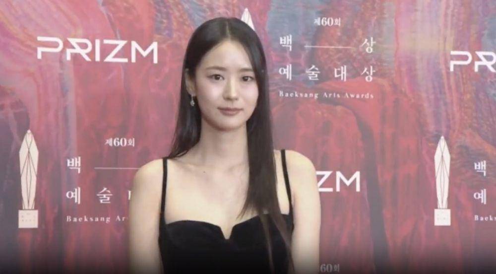 potret aktris di 60th Baeksang Arts Awards 2024 (prizm.co.kr)