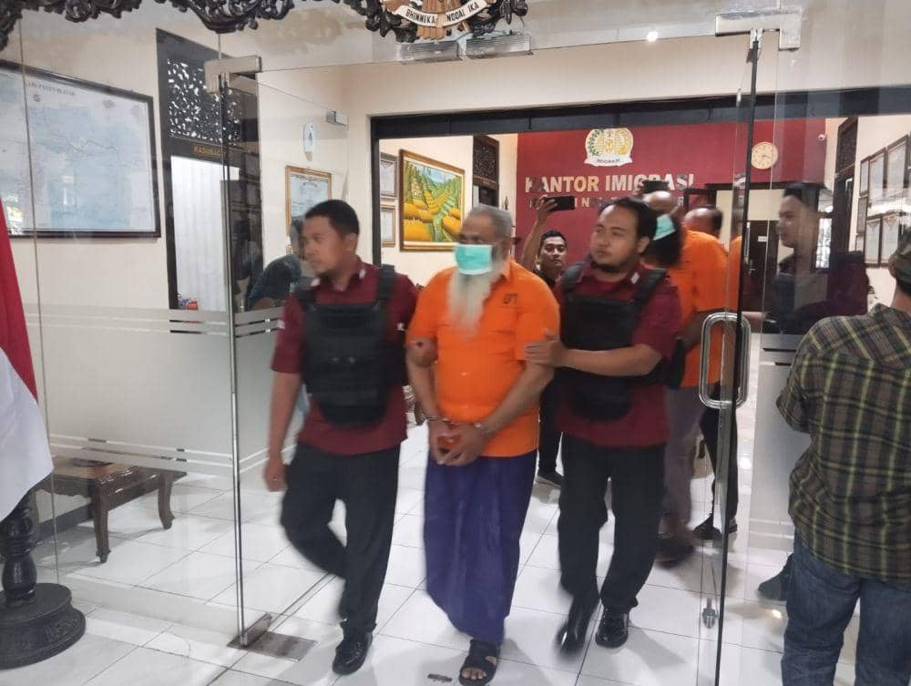 Resahkan Warga, Dua WNA Asal Pakistan Ditangkap Imigrasi Blitar