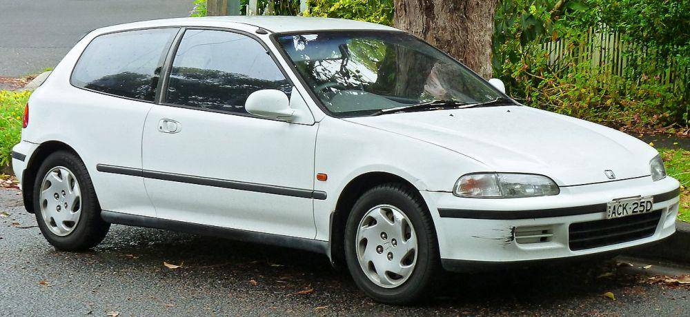 ilustrasi Civic hatchback generasi ke-5. (wikipedia.org)