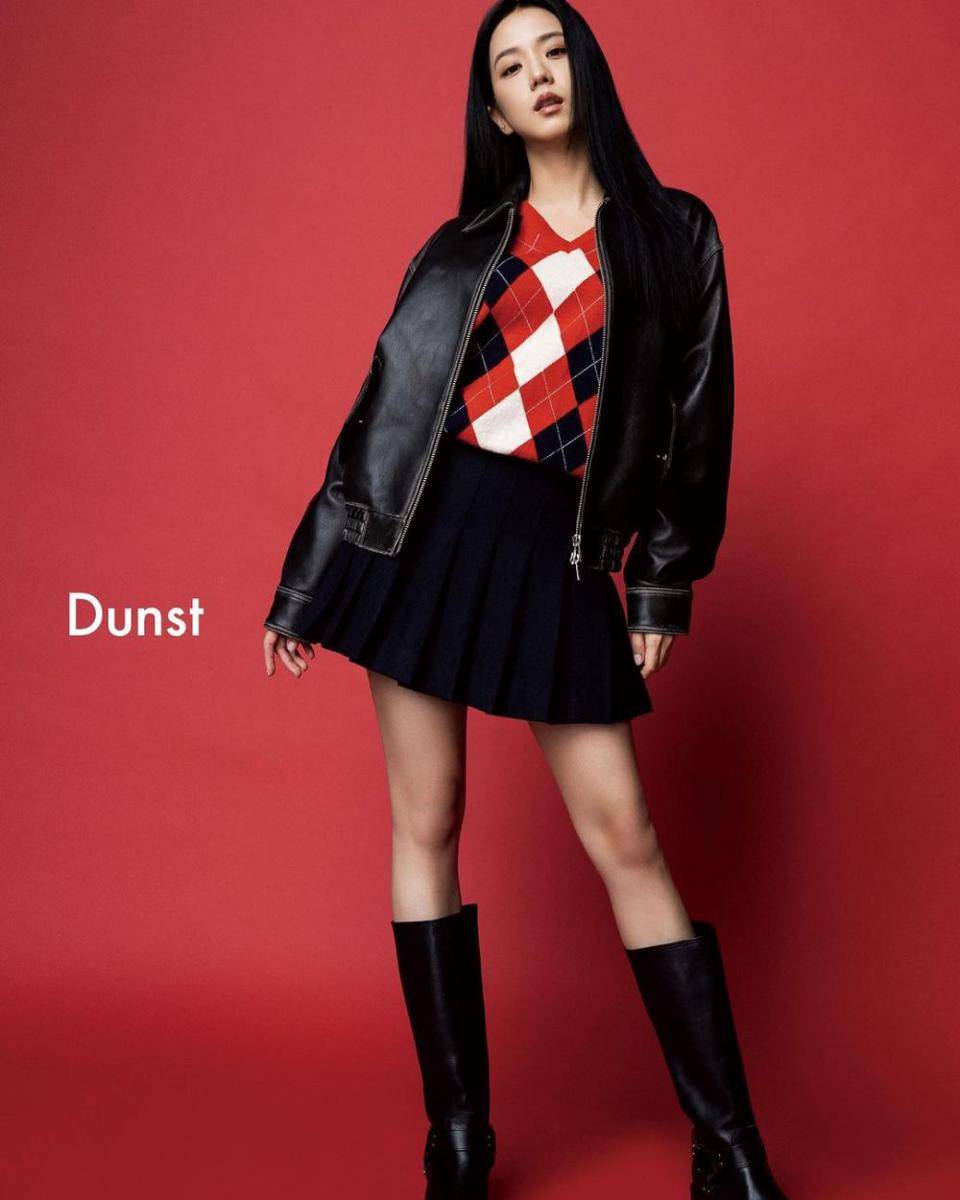 Potret Jisoo  BLACKPINK (Instagram.com/sooyaaa__)