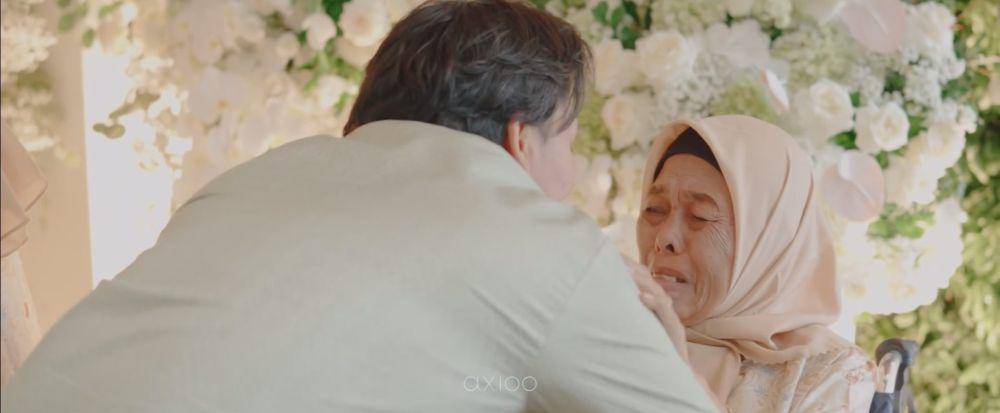 potret keluarga di pengajian Rizky Febian (instagram.com/axioo)