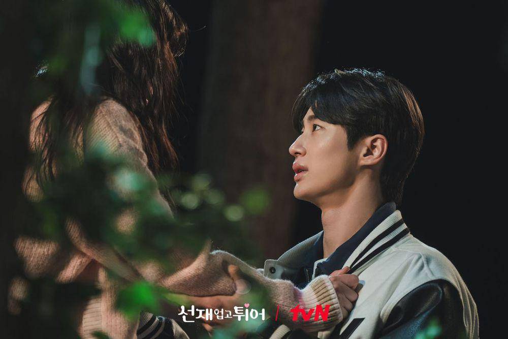 Still cut drama Lovely Runner (instagram.com/tvn_drama)