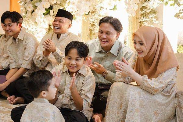 potret pengajian Rizky Febian jelang menikah (instagram.com/rizkyfbian)