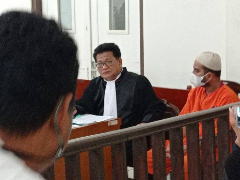 Terdakwa RG saat jalani sidang di PN Palembang (Dok: istimewa)