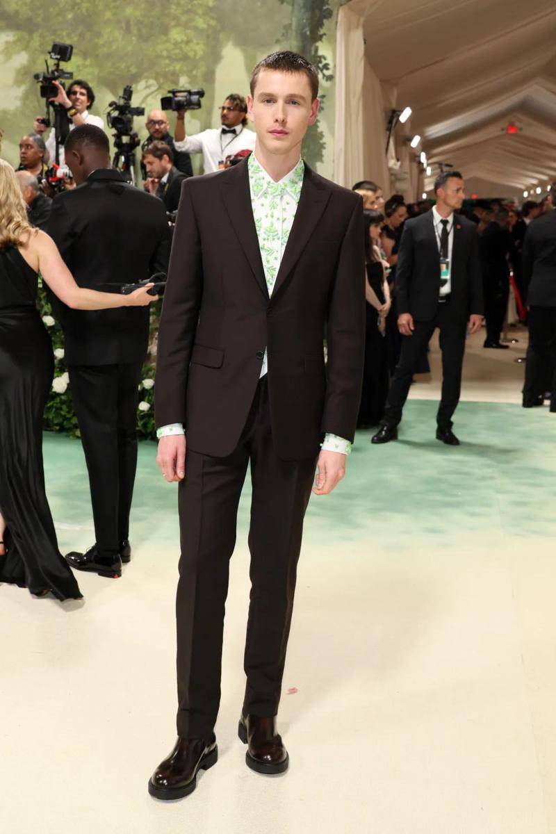 Harris Dickinson - Met Gala 2024 (instagram.com/thegershagency)