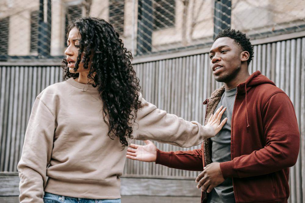 7 Zodiak yang Dikenal Tegas Sebenarnya Berhati Lembut, Ada Gemini