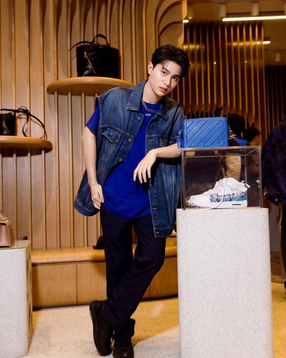 William Jakrapatr (Instagram.com/ williamjkp)