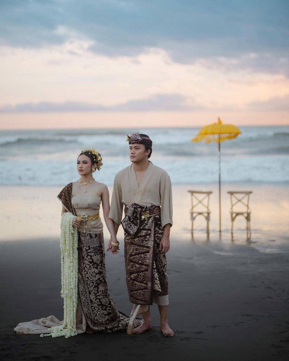 Prewedding Mahalini dan Rizky Febian. (instagram.com/thebridestory)