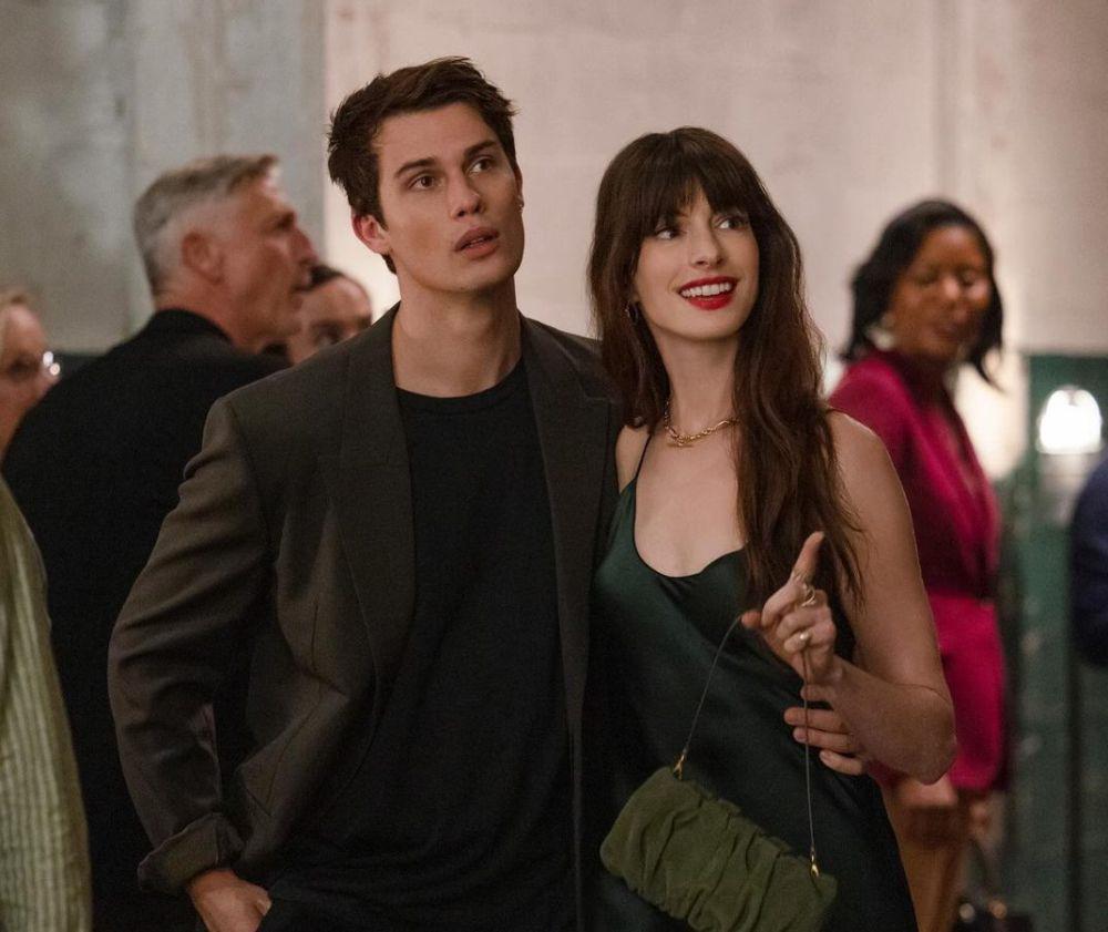 Kenapa Film The Idea of You Bisa Menginspirasi Cinta di Segala Usia?