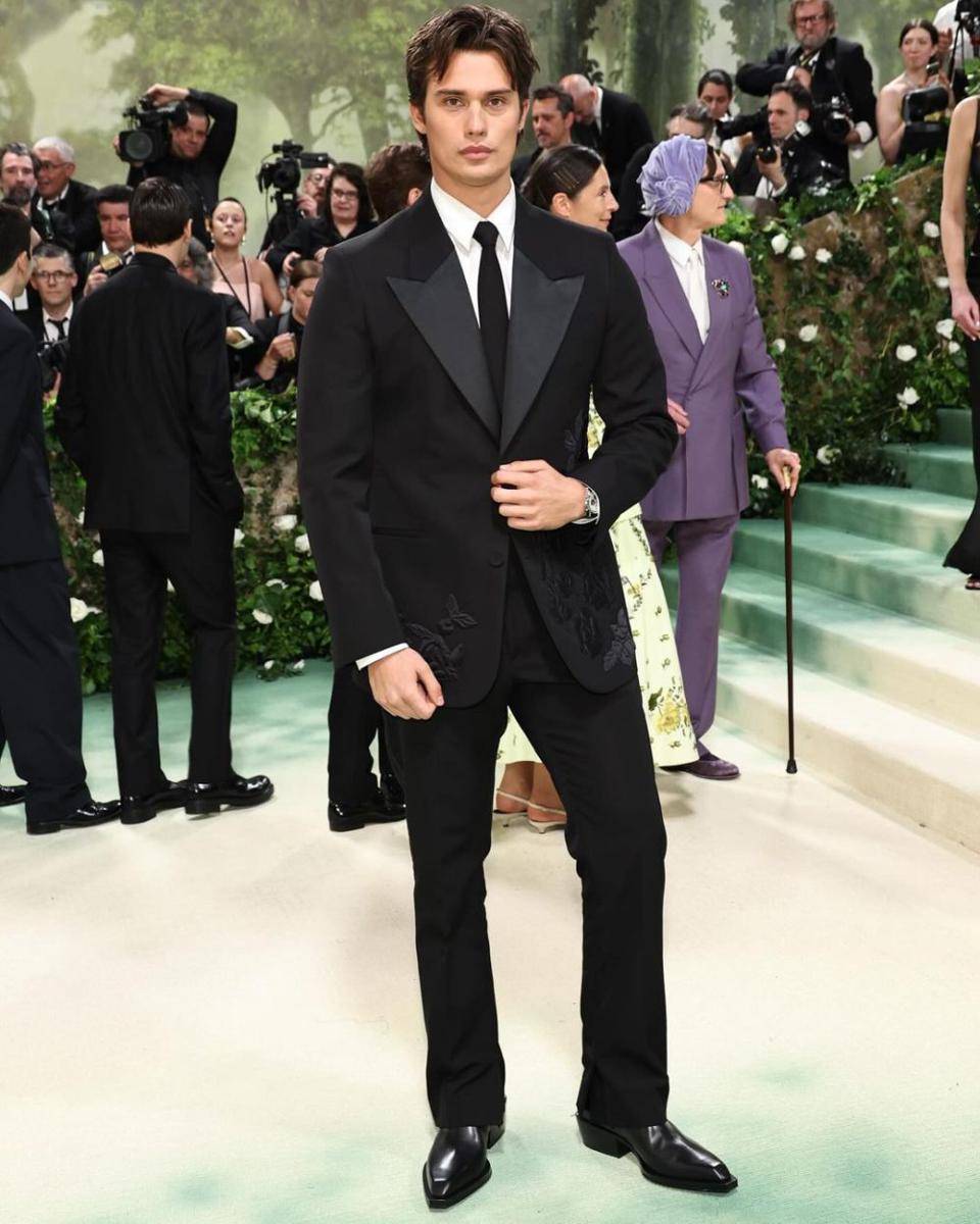 Nicholas Galitzine - Met Gala 2024 (instagram.com/nicholasgalitzine)