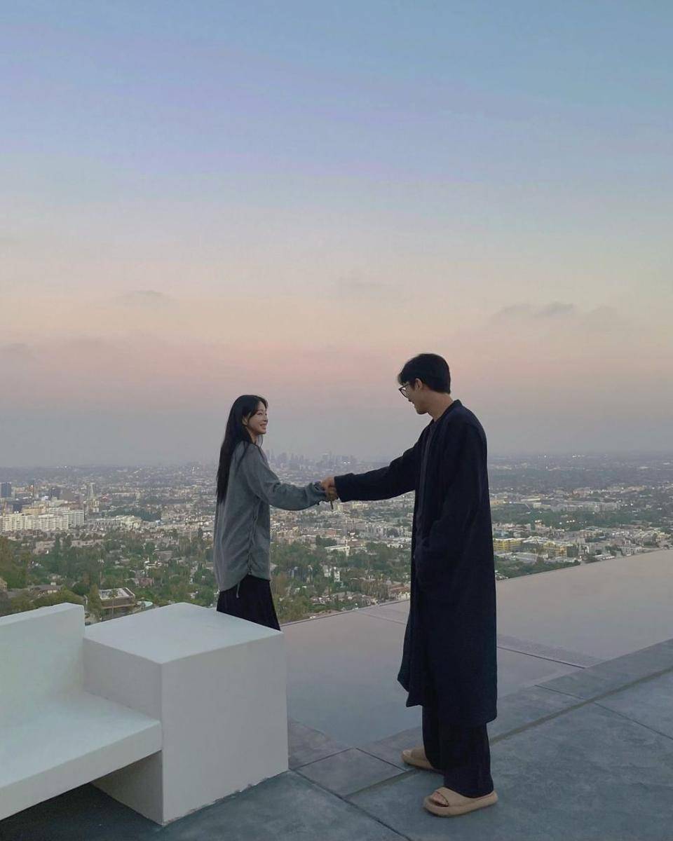 Han Ye Seul dan suaminya (instagram.com/han_ye_seul_)
