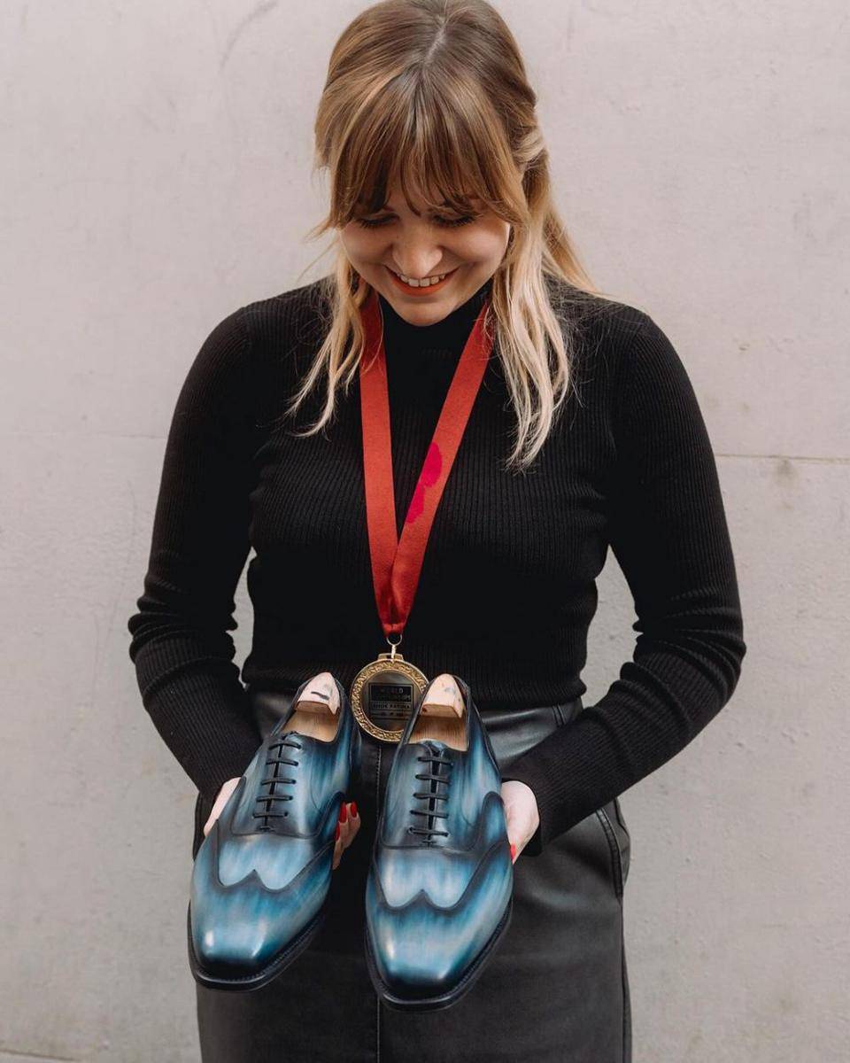 juara world championships of shoe patina. (instagram.com/saphir_medailledor)