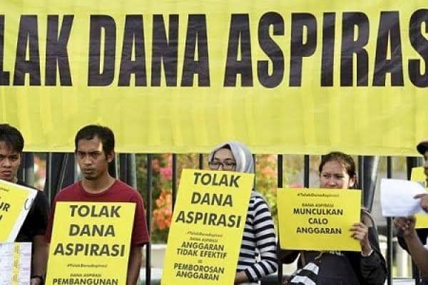 Ilustrasi penolakan dana pokir atau dana aspirasi. (dok. IDN Times)