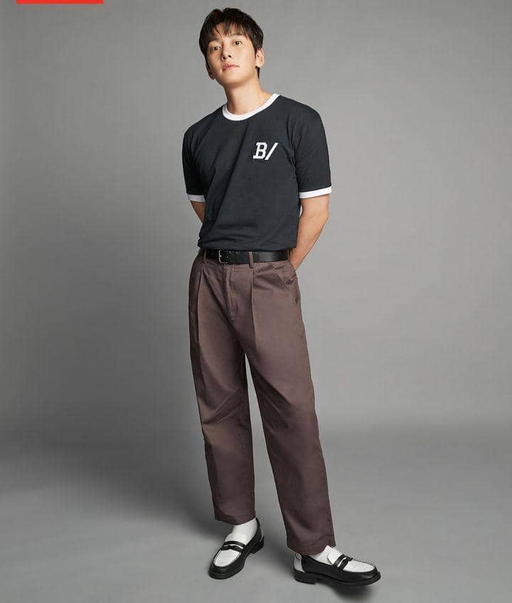 Ji Chang Wook (instagram.com/benchtm)