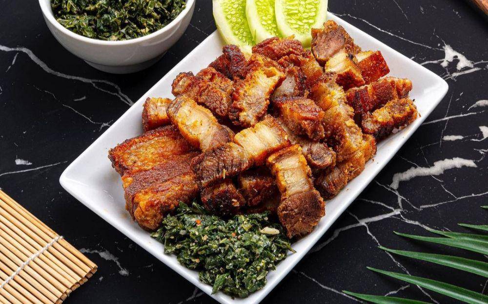 babi goreng bumbu kunyit (instagram.com/gracious_foodphotography)
