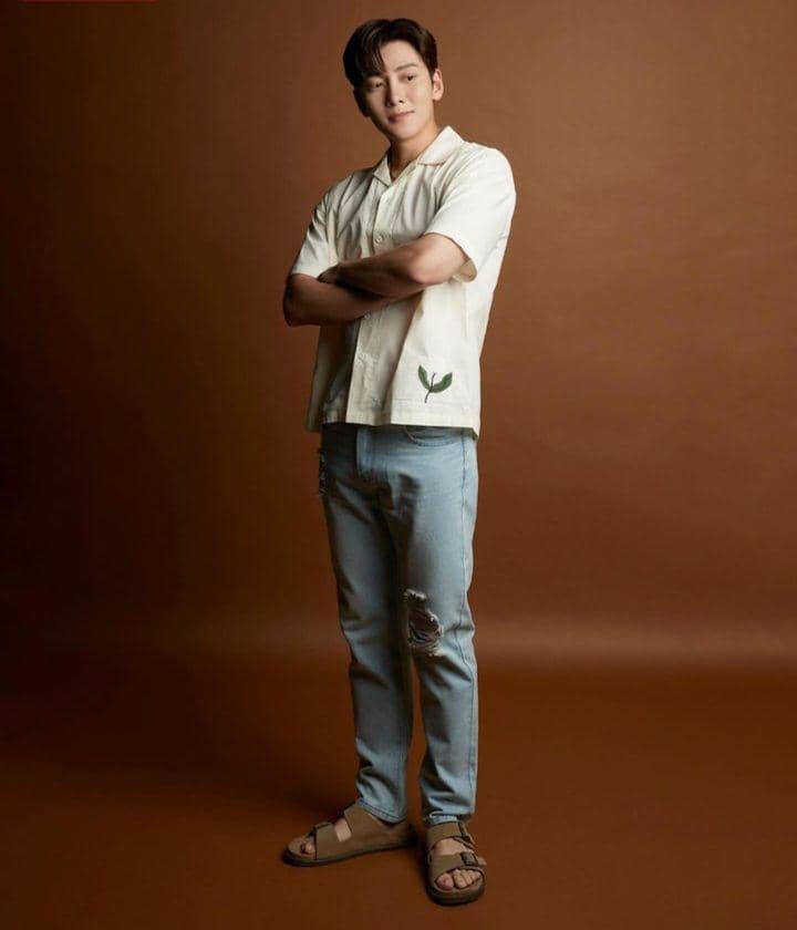 Ji Chang Wook (instagram.com/benchtm)