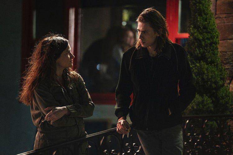 Kathryn Hahn dan Owen Teague dalam serial Mrs. Fletcher (dok. HBO/Mrs. Fletcher)