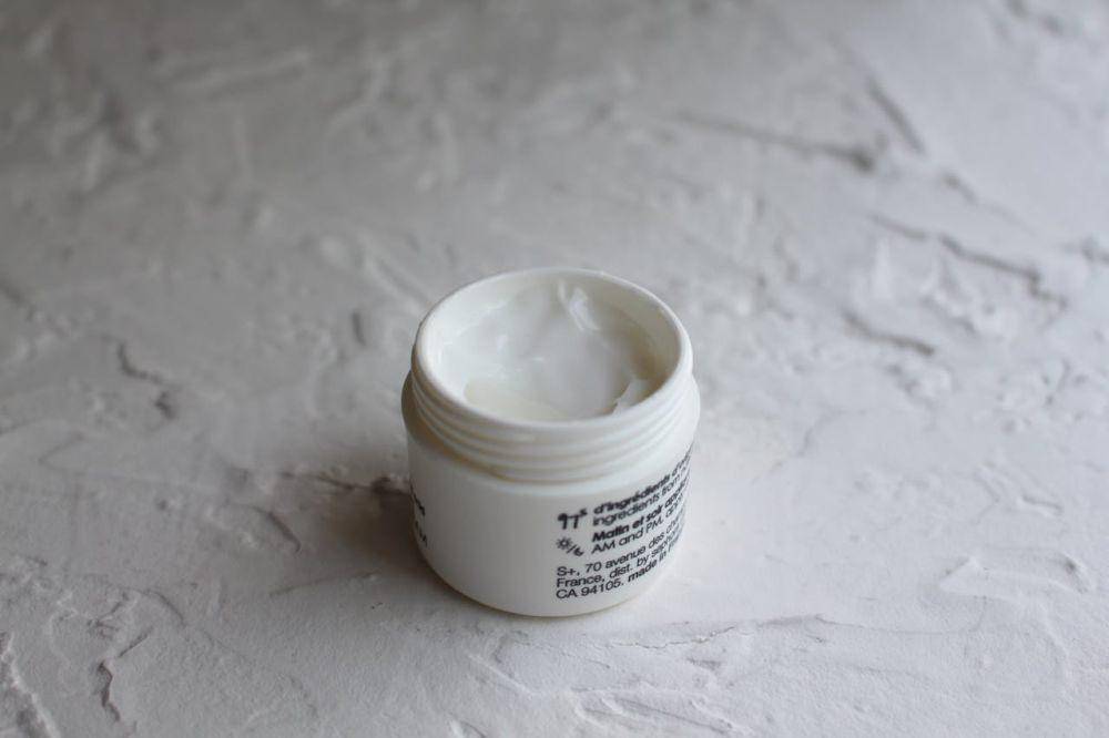 Ilustrasi moisturizer untuk oily skin dan acne prone (pexels.com/Yuli.sv)