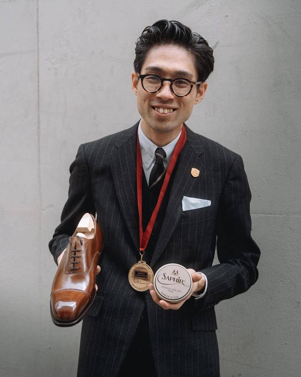 juara world championships of shoe shining and shoe patina. (instagram.com/saphir_medailledor)