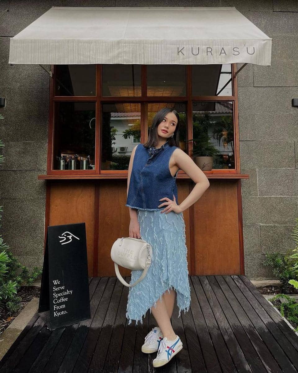 Adifa Nadira (instagram.com/adifanadira)