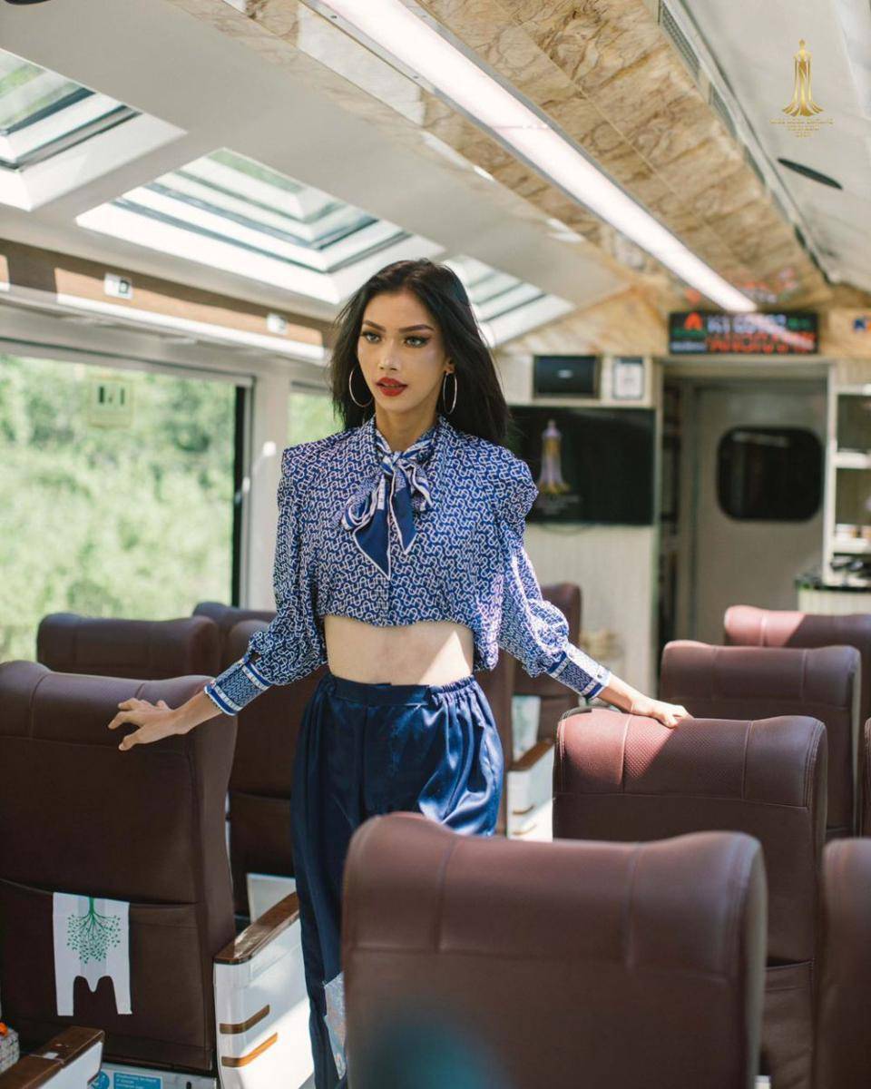 Potret Finalis MMBI 2024 Saat Fashion Show di Kereta Panoramic (Instagram.com/yayasanduniamegabintang)