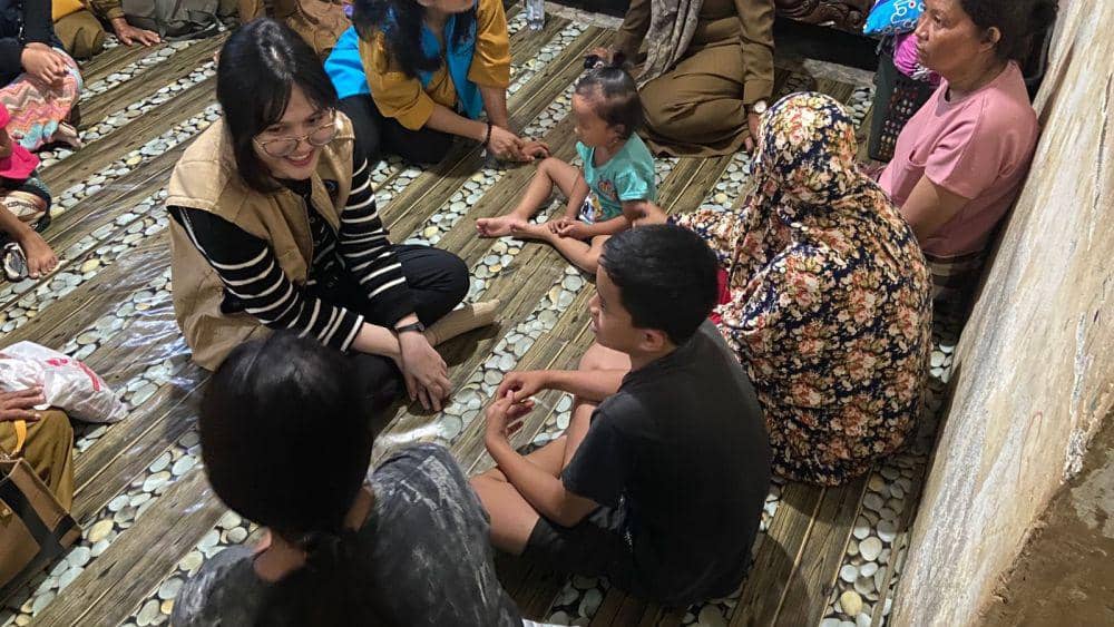 Anak dan Perempuan Korban Banjir Dapat Pendampingan Trauma Healing