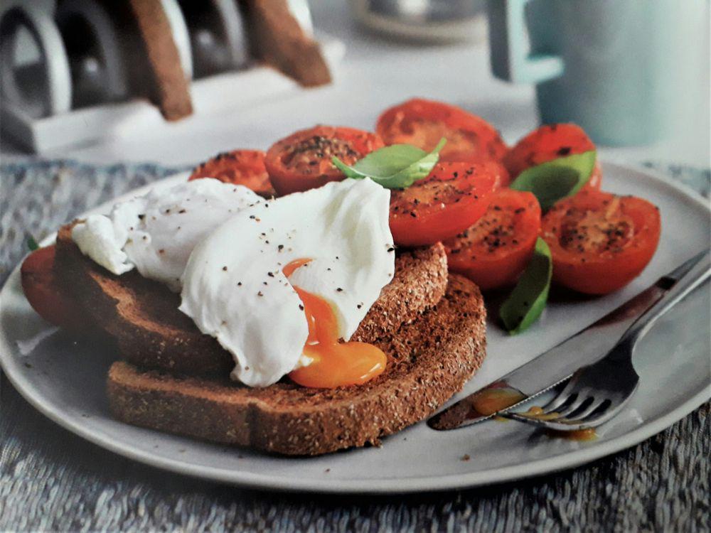 5 Tips Membuat Poached Egg yang Lumer, Ide Sarapan Lezat!