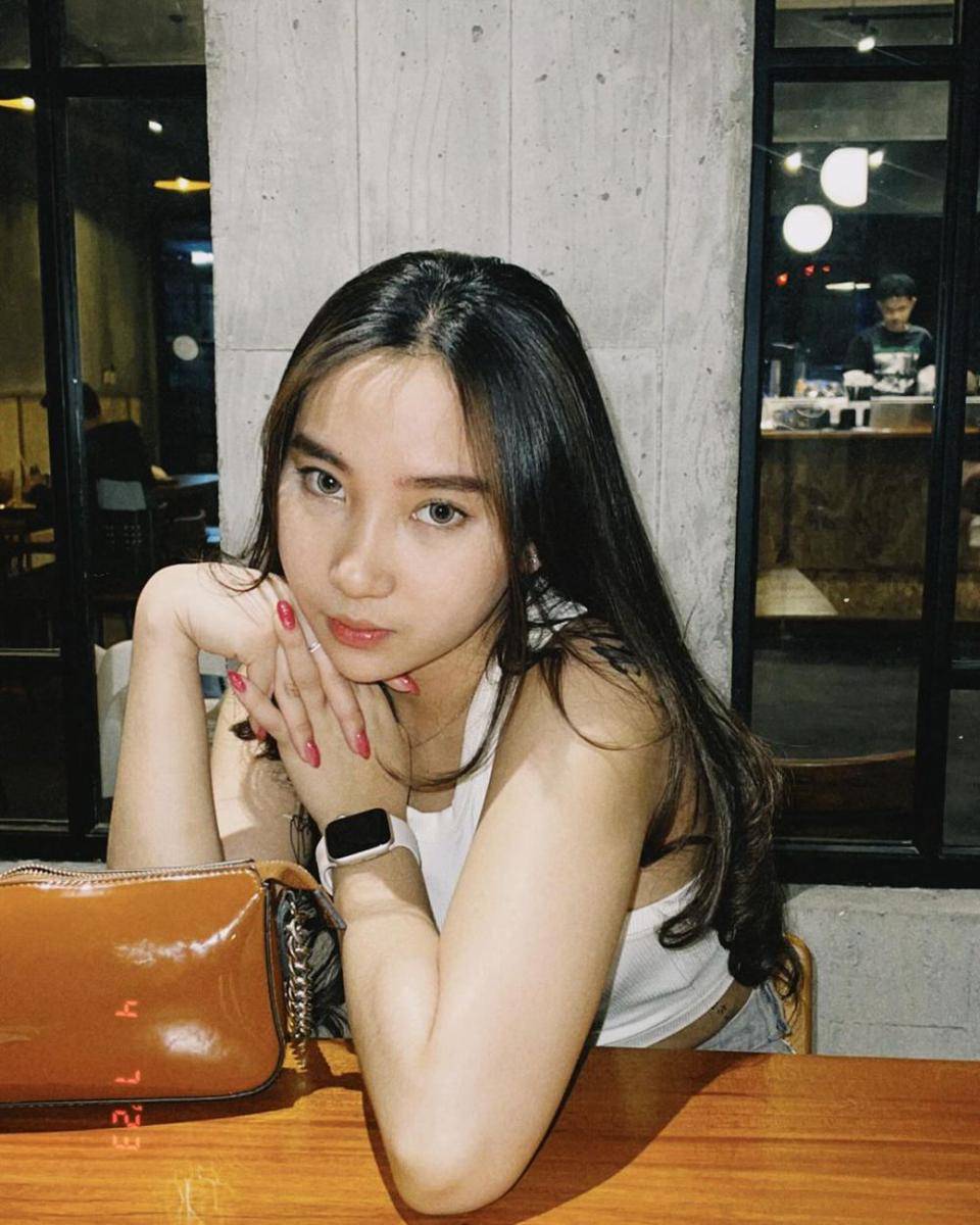 makeup ngedate ala Devani Audri (instagram.com/devaniaudri_)