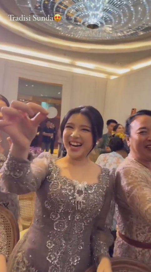 bridesmaid Mahalini (Instagram.com/aaliyahmassaid)