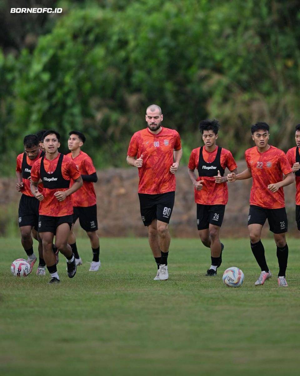 Borneo FC menjadi perwakilan tim di Indonesia mengikuti turnamen Asean Club Championship Shopee Cup 2024/2025. Akun Instagram borneofc.id