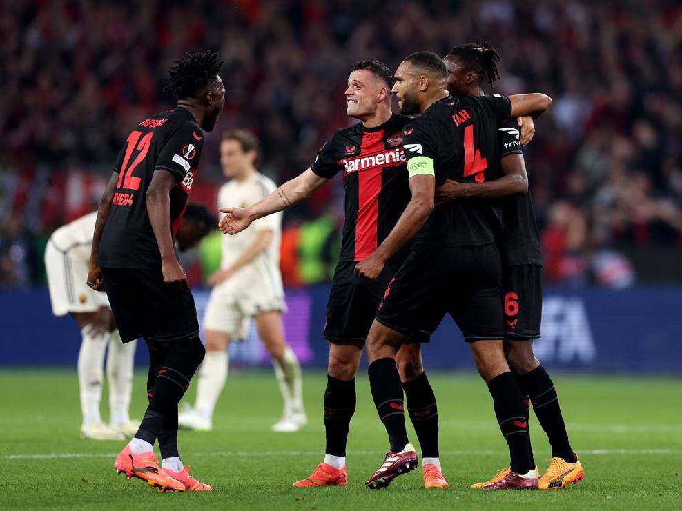 Selebrasi Bayer Leverkusen usai lolos ke final Liga Europa 2023/2024. (uefa.com)