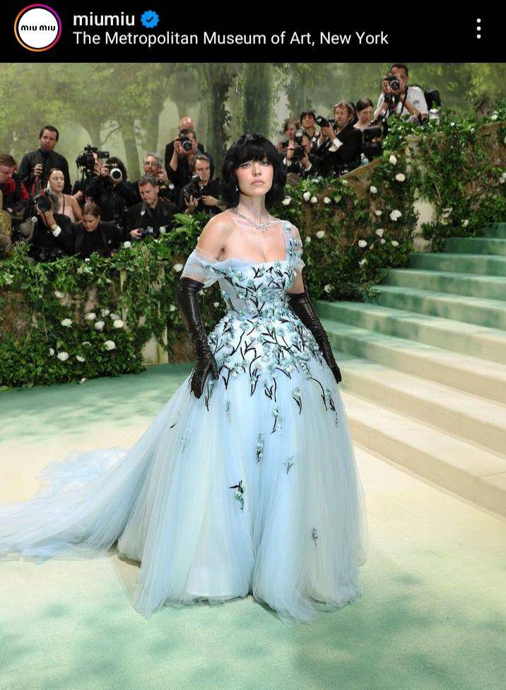 potret Sydney Sweeney di Met Gala 2024 (instagram.com/miumiu)