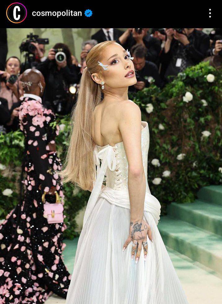 potret Ariana Grande di Met Gala 2024 (instagram.com/cosmopolitan)
