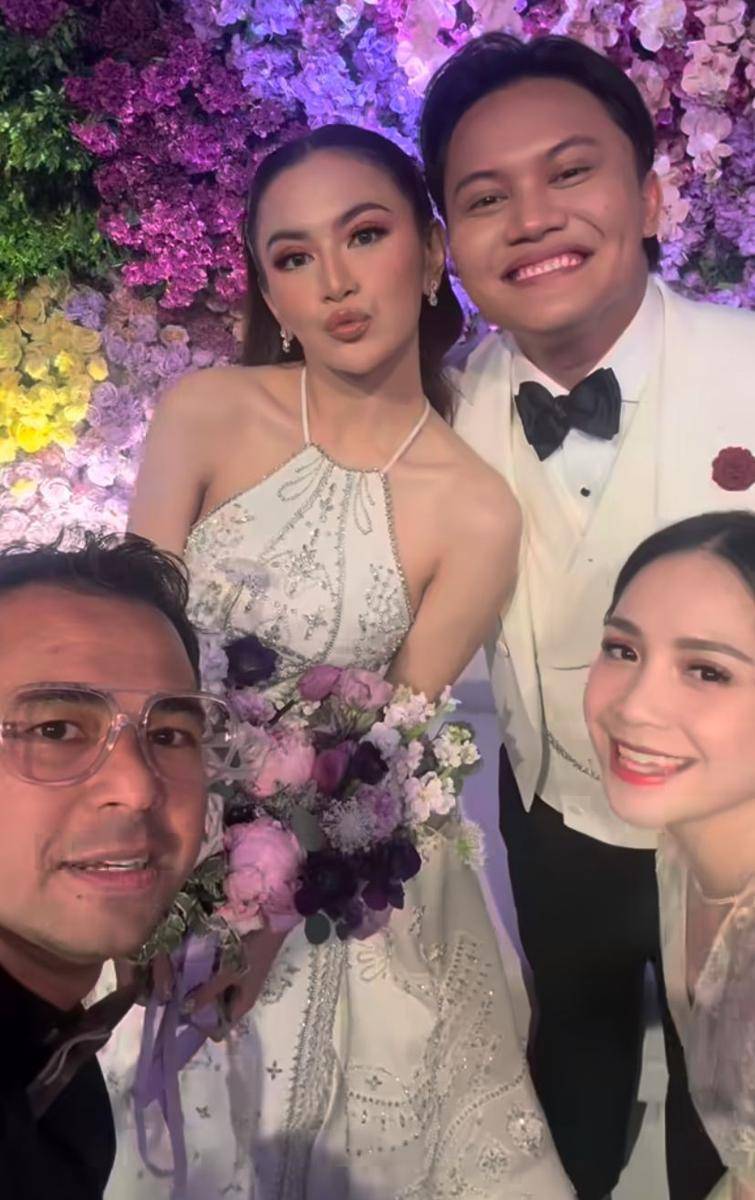 potret artis hadiri resepsi pernikahan Rizky Febian dan Mahalini (Instagram.com/raffinagita1717)