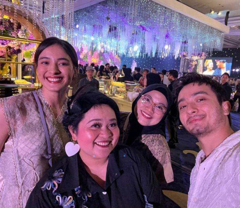 potret artis hadiri resepsi pernikahan Rizky Febian dan Mahalini (Instagram.com/sinyoritaesperanza)