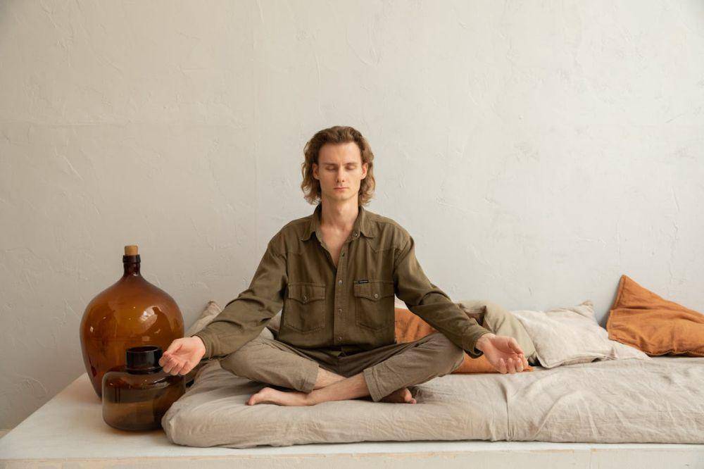 ilustrasi meditasi (pexels.com/Monstera Production)