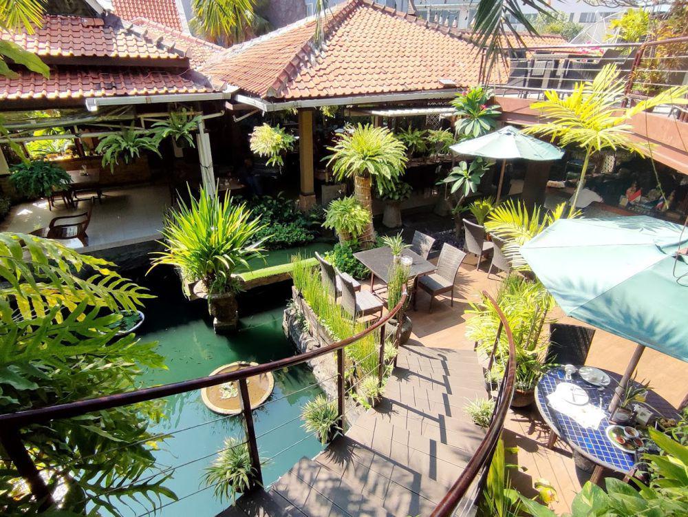 7 Tempat Makan Keluarga di Surabaya Murah, Ada Masakan Sunda