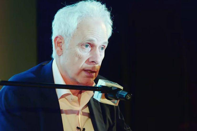 Christopher Guest dalam The A.V.  Festival komedi Club dalam serial acara langsung The Modern School of Film. (youtube.com/The A.V. Club)