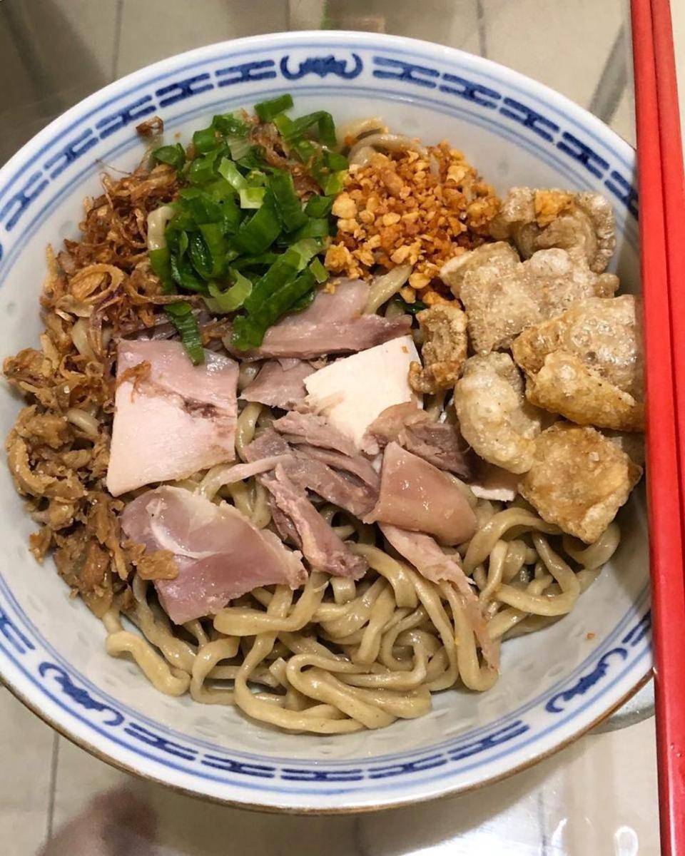 bakmi aling (Instagram.com/bakmialing)