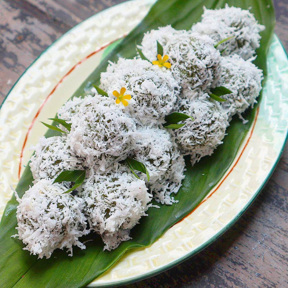Resep Klepon Daun Suji, Kue Tradisional dengan Isian Lumer