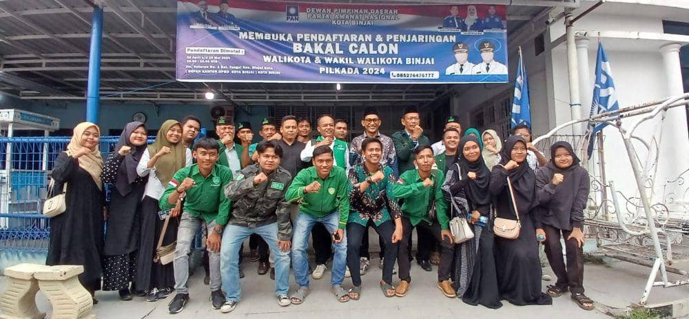 Hasanul Jihadi mendaftar ke partai Demokrat sebagai bakal calon Wali Kota Binjai (IDN Times/ Bambang Suhandoko)