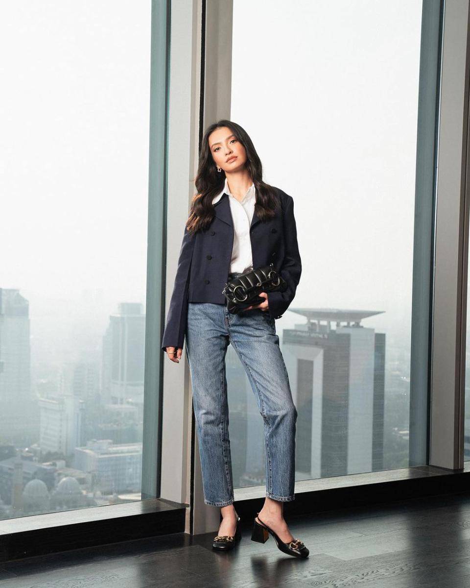 gaya smart casual Raline Shah (instagram.com/ralineshah)