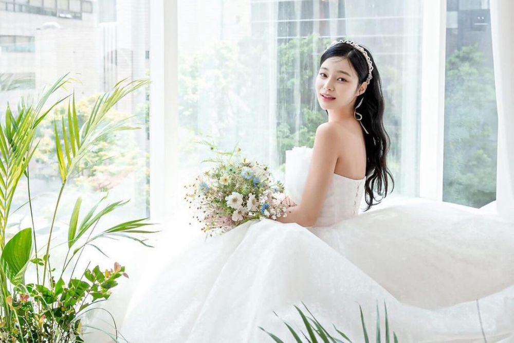 7 Potret Prewedding Aktris Drakor Nevertheless, Han Eun Ddeum