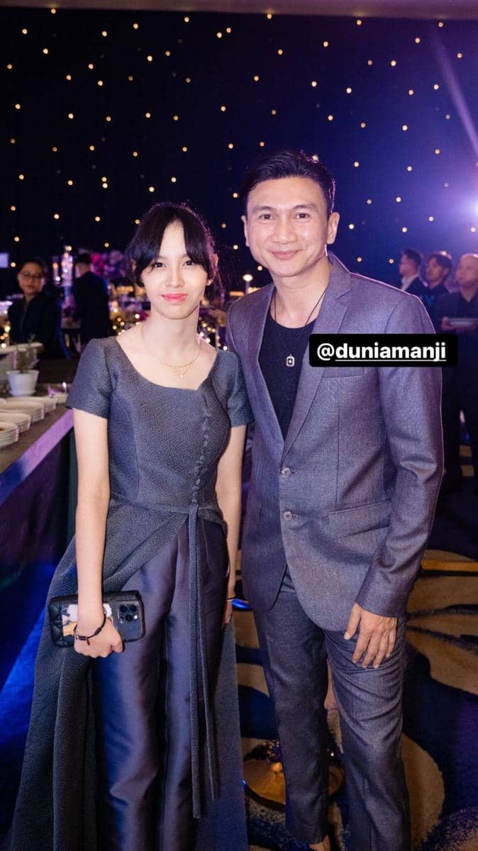 Gaya Tamu Pria di Resepsi Pernikahan Rizky Febian dan Mahalini (Instagram.com/dinda.ghaniaa)