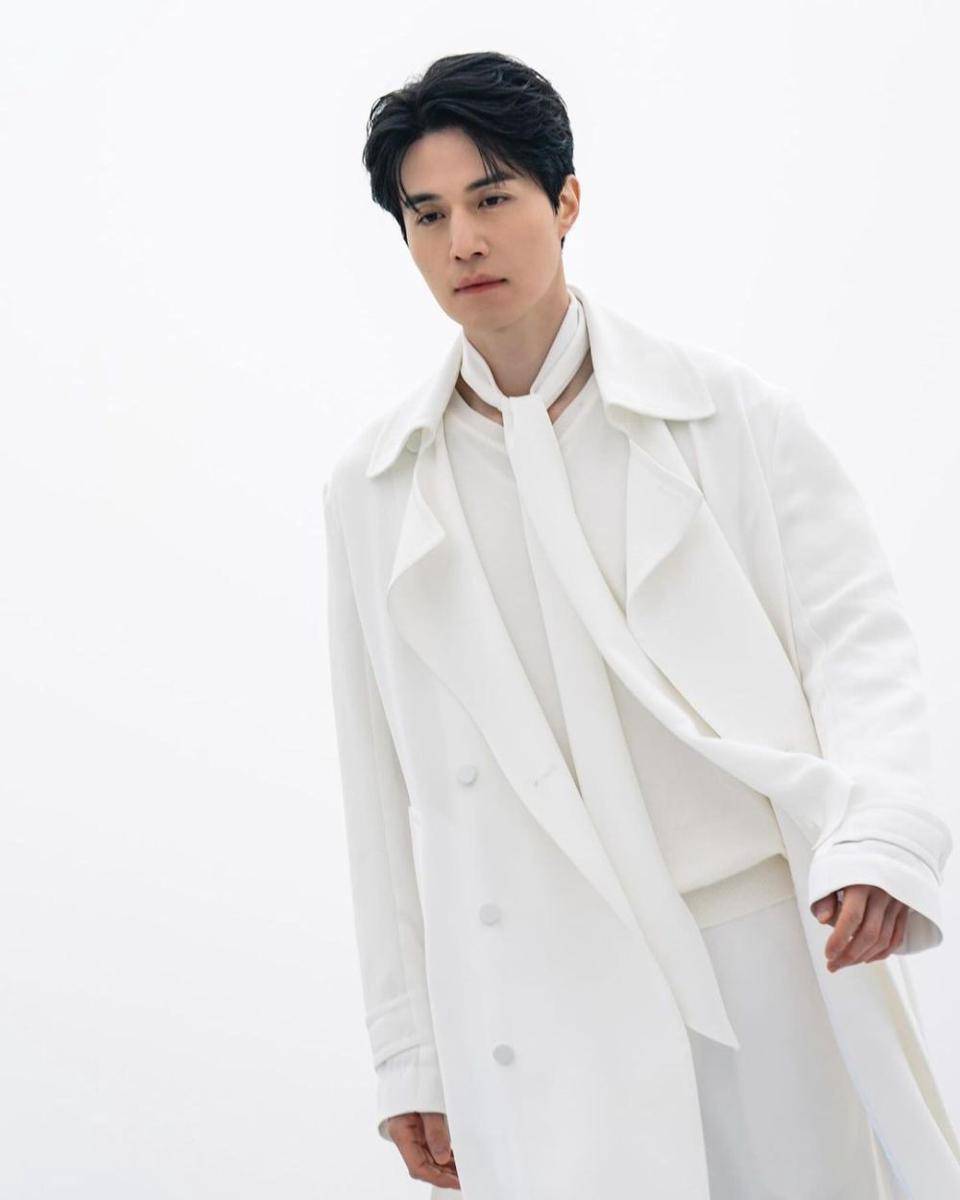 Lee Dong Wook (instagram.com/leedongwook_official)