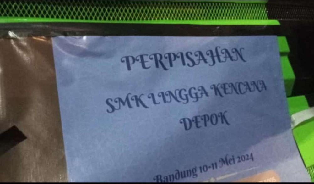 Bus Wisata Terguling di Ciater Subang, Angkut Siswa SMK Lingga Kencana