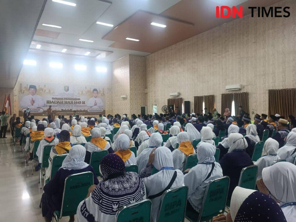 Pelepasan jemah haji Lampung 1445 H/2024 M. (IDN Times/Tama Yudha Wiguna).