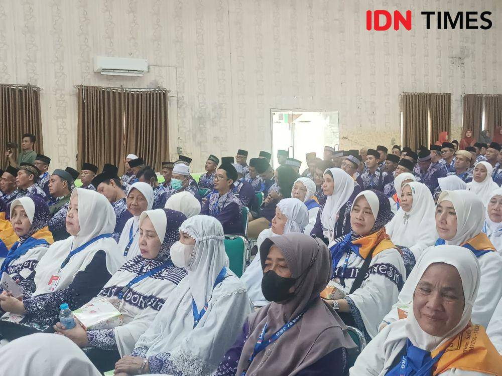 Pelepasan jemaah haji 1445 H/2024 M asal Lampung. (IDN Times/Istimewa).