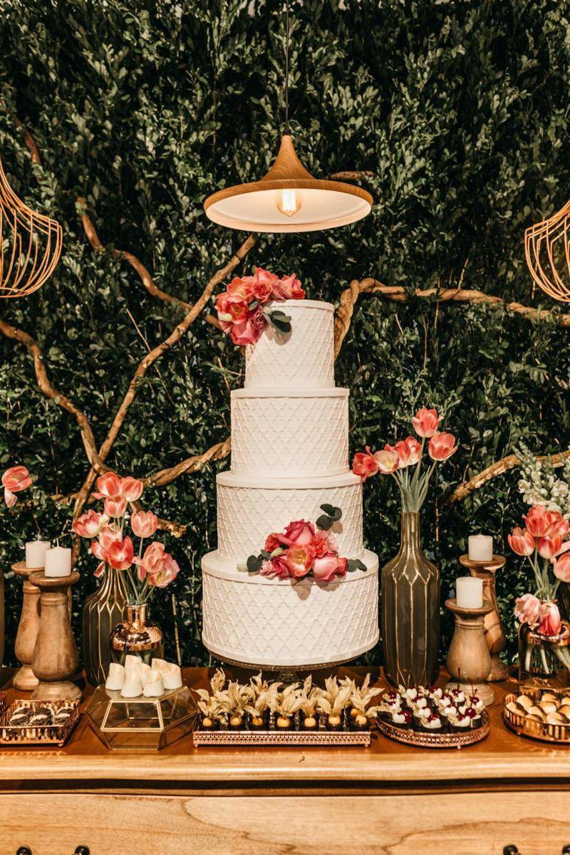 Foto wedding cake (pexels.com/Jonathan Borba)