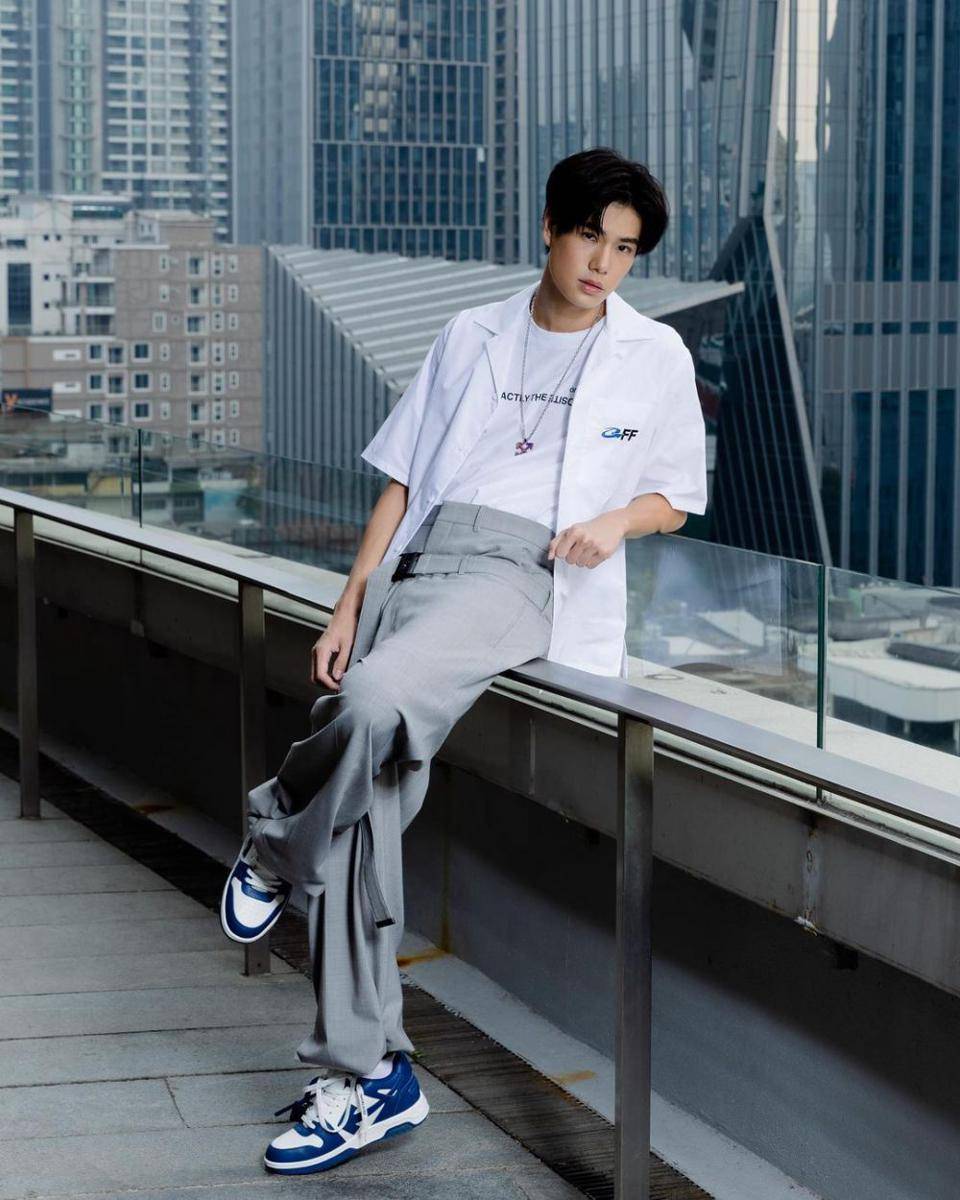 Phuwin Tangsakyuen (instagram.com/phuwintang)